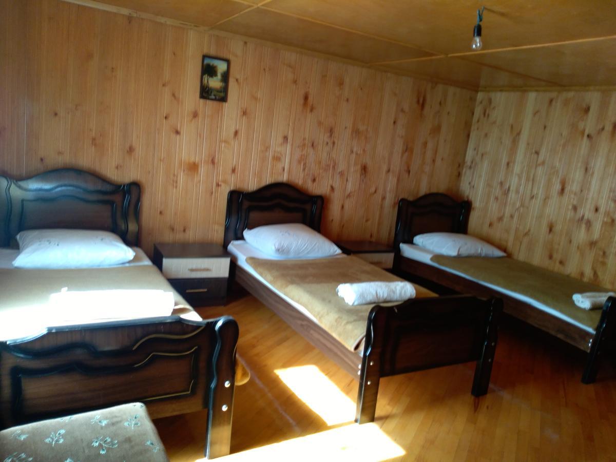 Guest House Anisa Birkiani Exterior foto